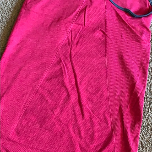 •Lululemon Athletica Tank Top• - Picture 5 of 5